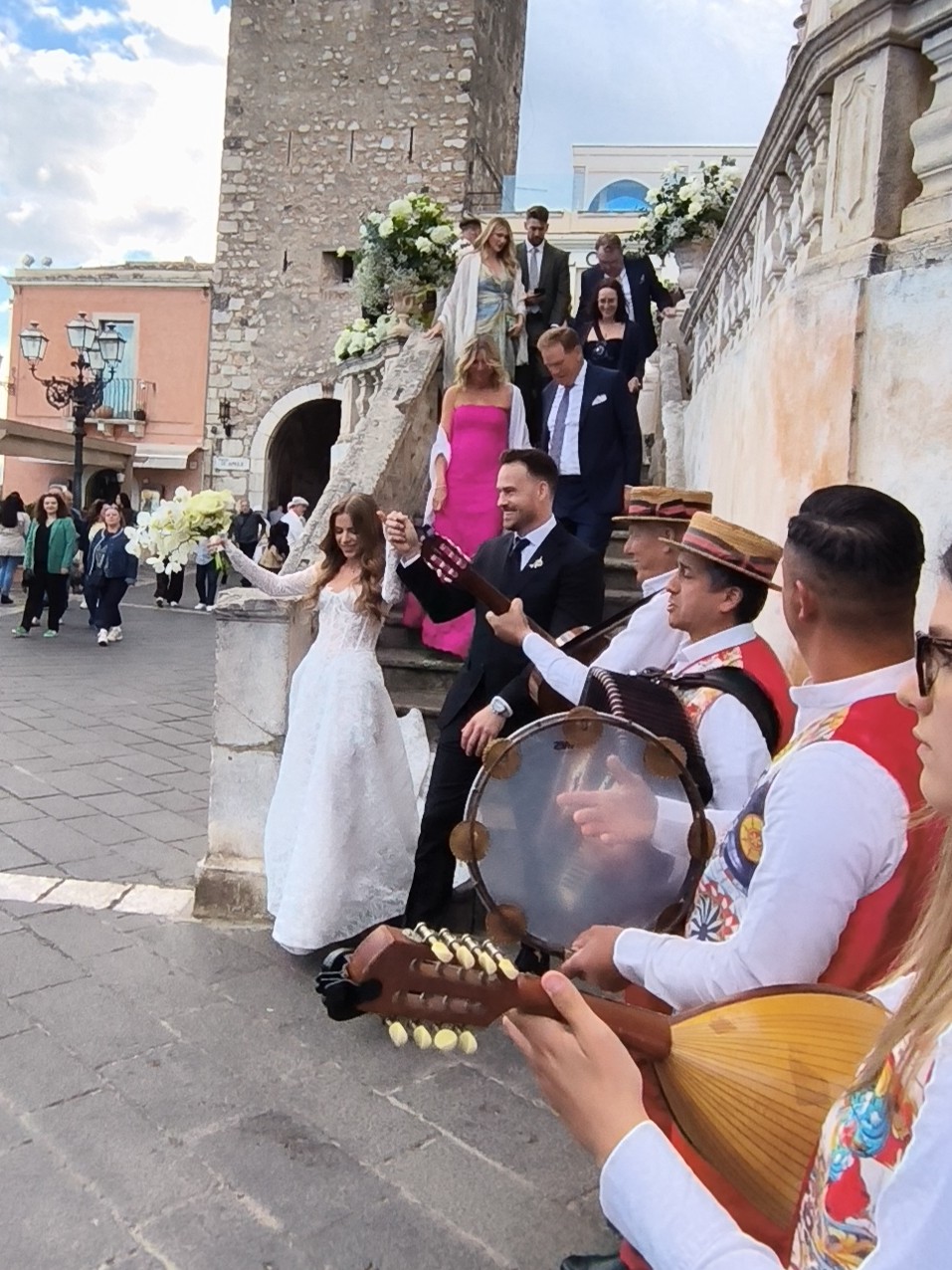 taormina-sicily-live-wedding-painting (4)